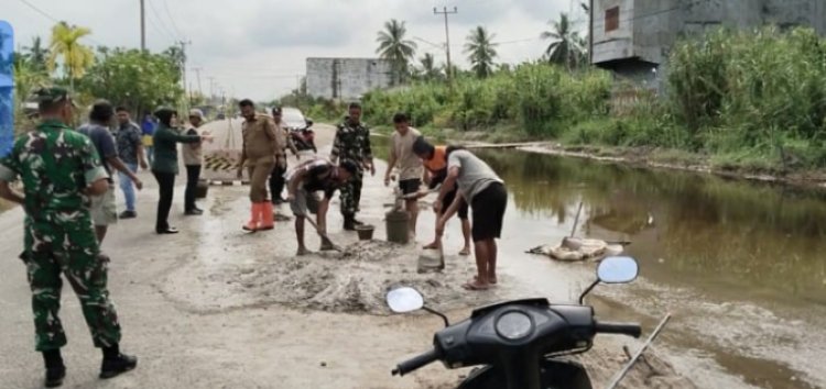 Bupati Rohil Genjot Perbaikan Akses Jalan