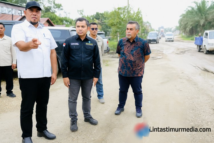 Bupati Inhu Tinjau Jalan Rusak Cerenti–Air Molek, Siap Perbaikan Bertahap