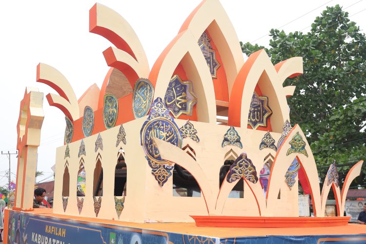 Siak Tampilkan Warisan Islam di Pawai MTQ Riau 2025