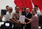 Presiden Pulihkan Nama Dua Guru Luwu Utara