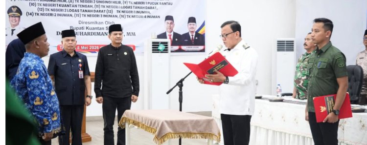 Bupati Kuansing Lantik 36 Kepala Sekolah, Fokus Pendidikan Berkualitas