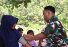Sentuh Masyarakat Pesisir, Tim Kesehatan TMMD Ke-129 Kodim 0313/KPR Lakukan Pemeriksaan Kesehatan Warga