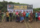 Sinergitas Perkuat Swasembada Pangan Pelosok Desa, Satgas TMMD Ke-129 Kodim 0313/KPR Turun Ke Sawah Tanam Padi Di Desa Kuala Panduk